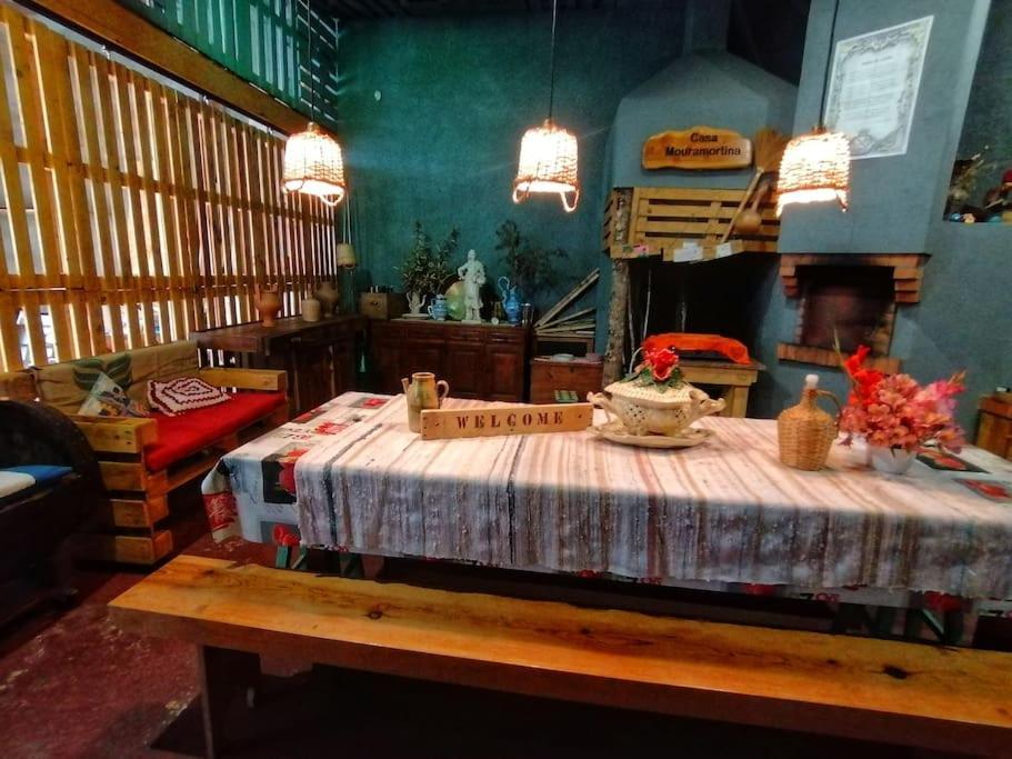 Casa Mouramortina Вила-Нова-ди-Пояриш Экстерьер фото
